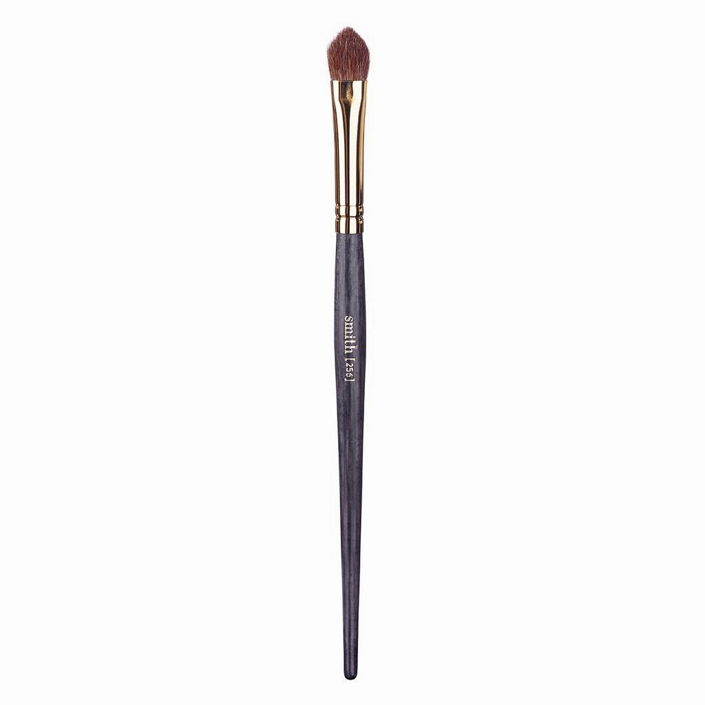 Smith Cosmetics 256 Arrow Laydown Eyeshadow Brush Large